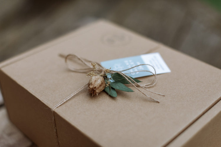 GIFT WRAPS