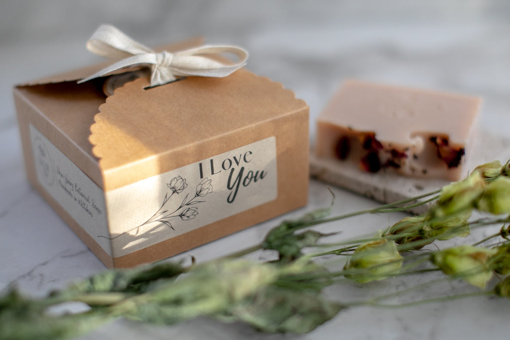 'I Love You' Gift Box